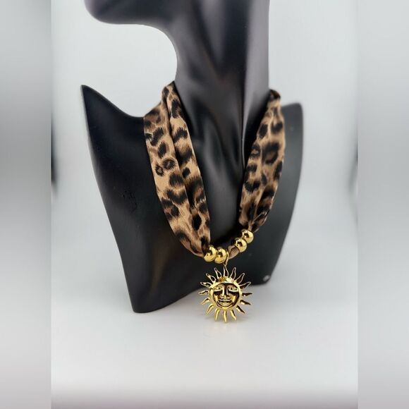 Leopard Print Scarf Necklace with Gold Sun Pendant – Bold, Glamorous & Unique - Picture 12 of 13
